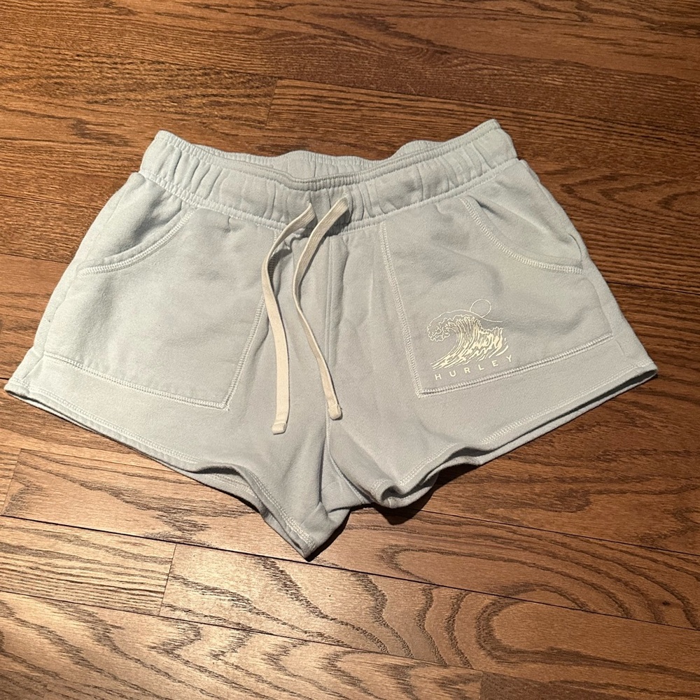 Hurley Women's Light Blue Shorts Size Small